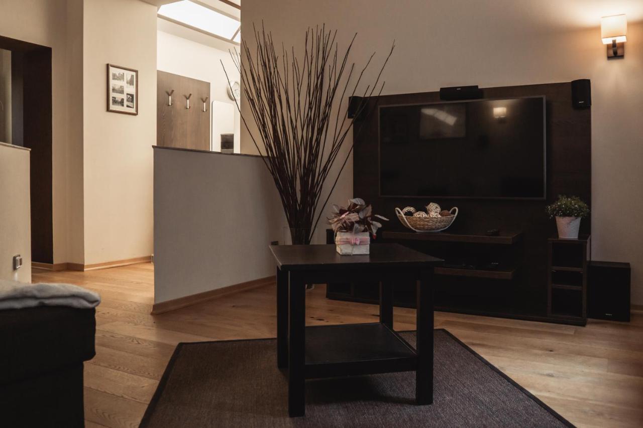 Athome Ihr Apartment Chemnitz Bagian luar foto
